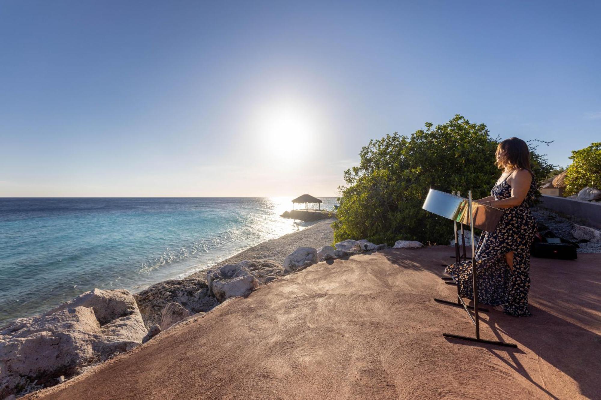 Oasis Coral Estate Beach, Dive&Wellness Resort Willibrordus Exterior foto