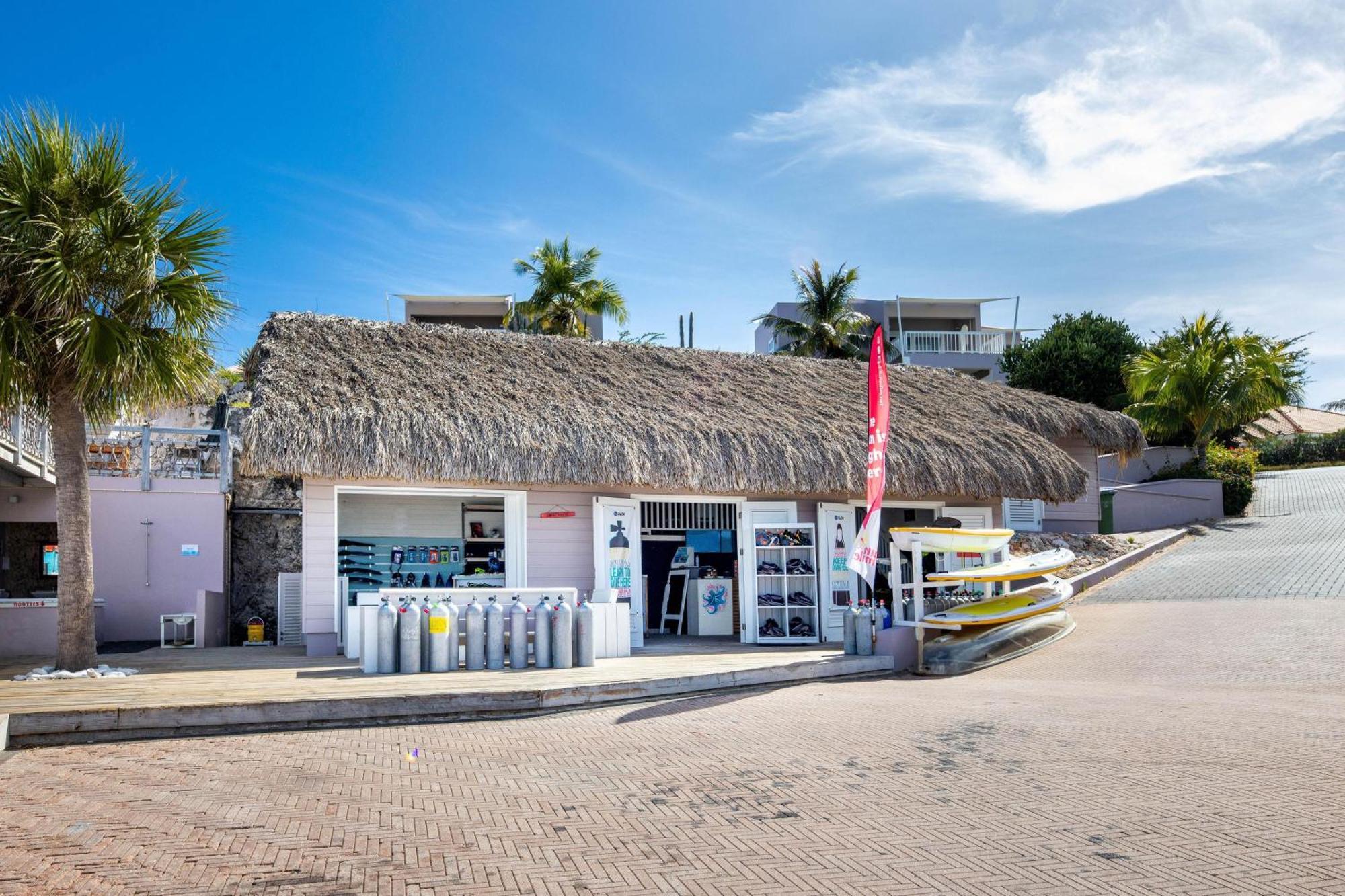 Oasis Coral Estate Beach, Dive&Wellness Resort Willibrordus Exterior foto