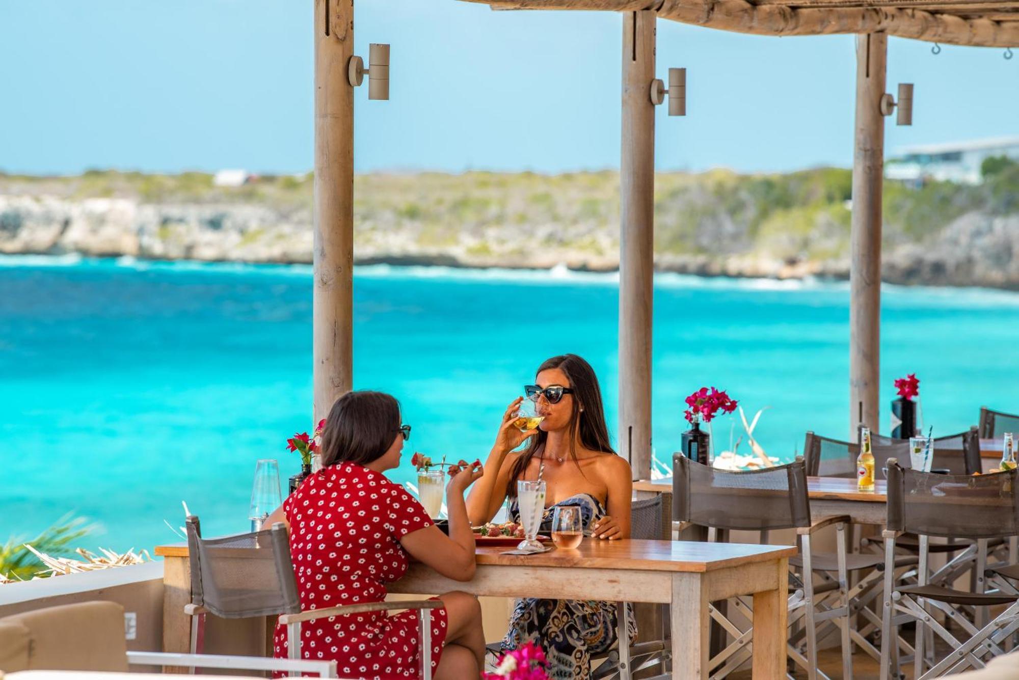 Oasis Coral Estate Beach, Dive&Wellness Resort Willibrordus Exterior foto