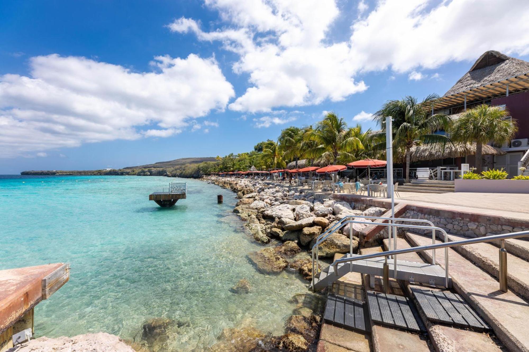 Oasis Coral Estate Beach, Dive&Wellness Resort Willibrordus Exterior foto