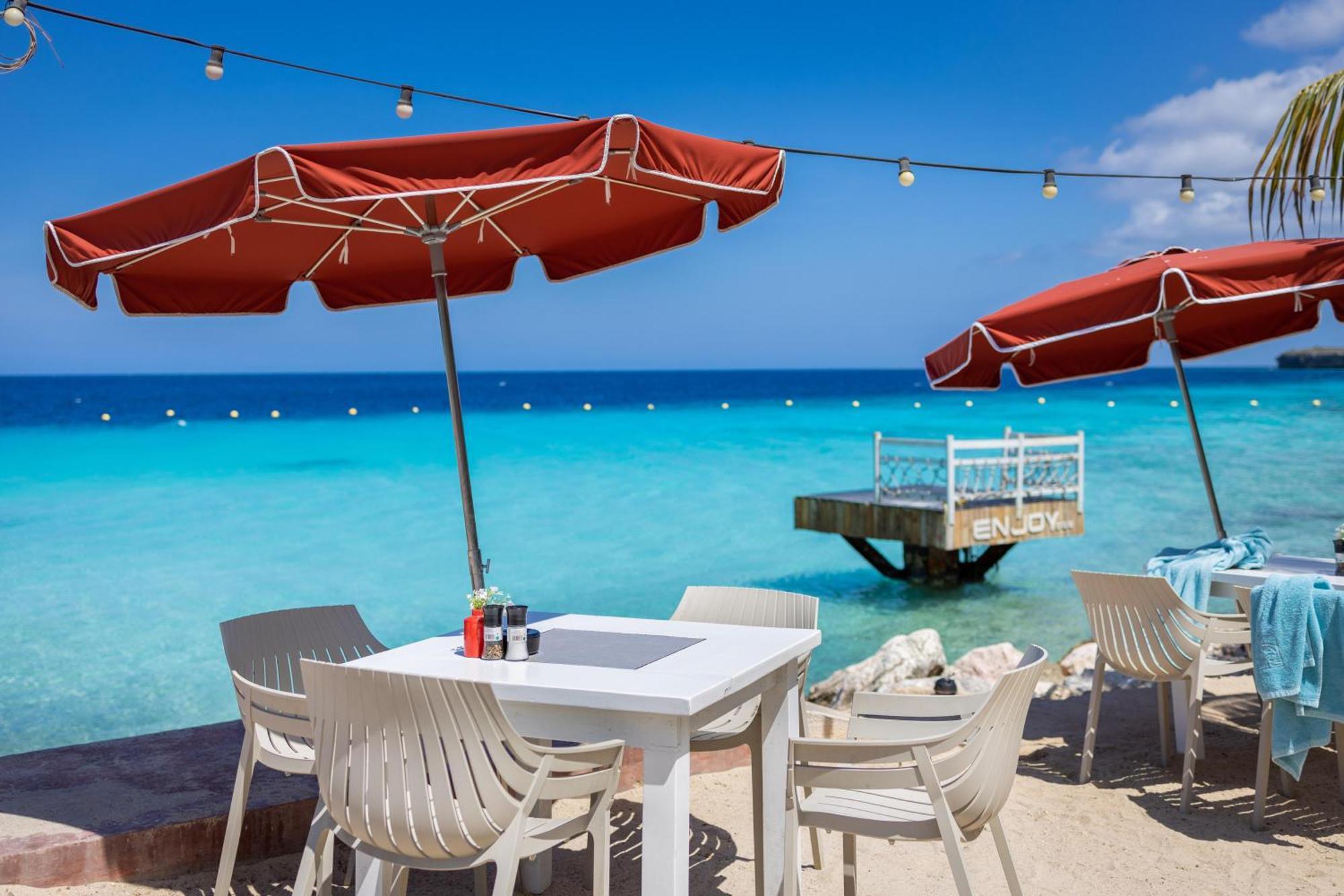 Oasis Coral Estate Beach, Dive&Wellness Resort Willibrordus Exterior foto