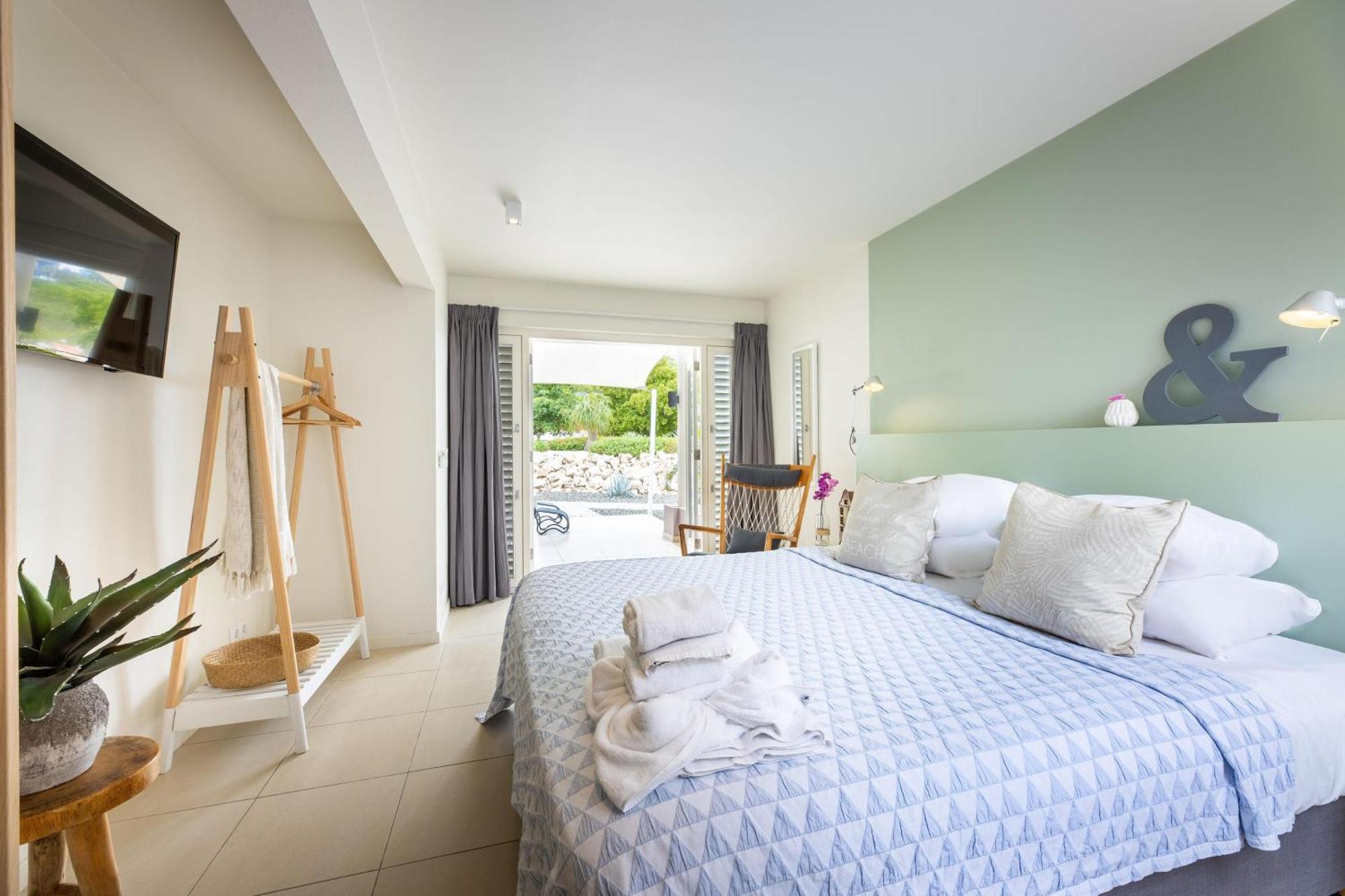 Oasis Coral Estate Beach, Dive&Wellness Resort Willibrordus Exterior foto